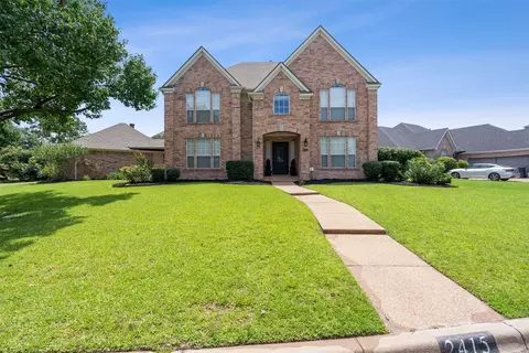 2415 N Hunter Place Ln, Arlington, TX 76006