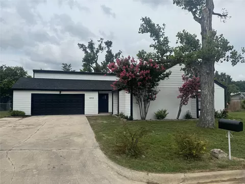 1203 High Mesa Dr, Brownwood, TX 76801