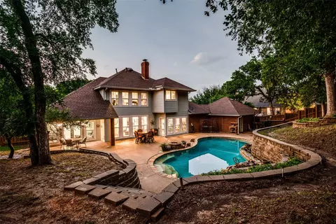 515 Craig Cir, Highland Village, TX 75077