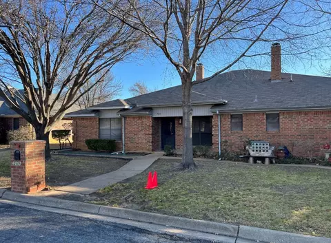 6505 Towne Park Dr, North Richland Hills, TX 76180