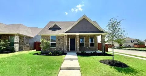 3136 Blossom Trl, Heartland, TX 75126