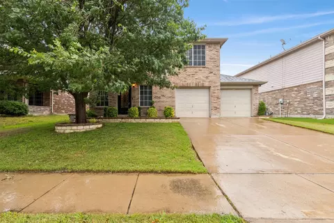 8512 Gray Shale Dr, Fort Worth, TX 76179