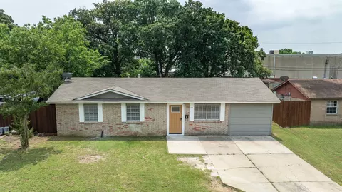1506 Briarwood Dr, Mesquite, TX 75149