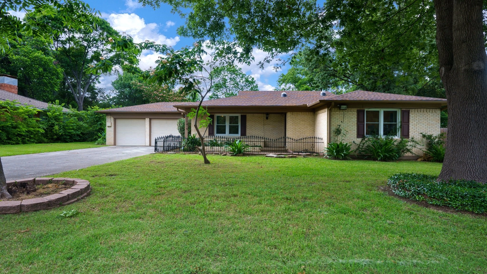 1419 E Union Bower Rd