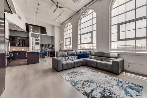 2600 W 7th St #1821, Fort Worth, TX 76107