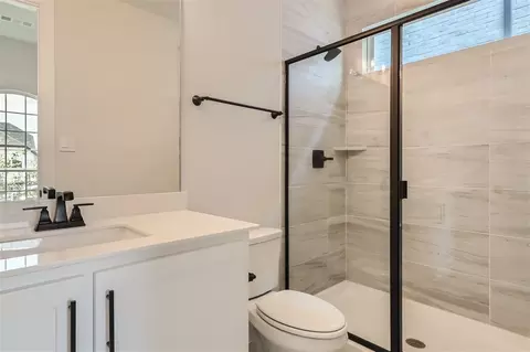 Bath - 3925 Linear Dr, Prosper, TX 75078 photo 4 of 6
