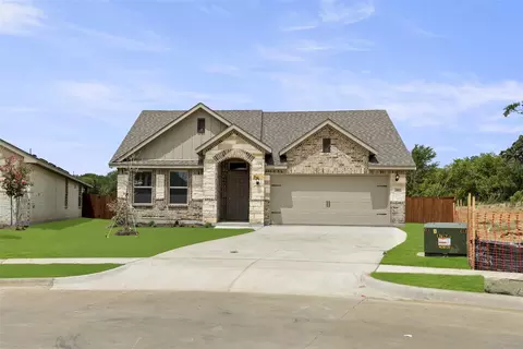 2005 Sesaro Dr, Aubrey, TX 76227