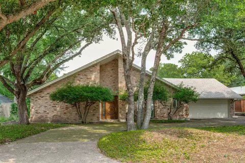 17215 Stedman Dr, Dallas, TX 75252
