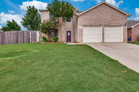 10301 Lake Brook Dr, Hurst, TX 76053
