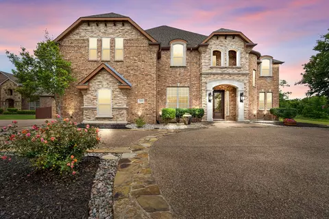 1425 Twisting Star Dr, Haslet, TX 76052