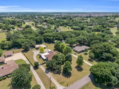 1410 Tahoe Ln, Midlothian, TX 76065