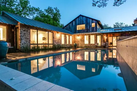 9536 Tarleton St, Dallas, TX 75218