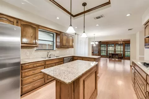 1505 Boundbrook Ln, Irving, TX 75060