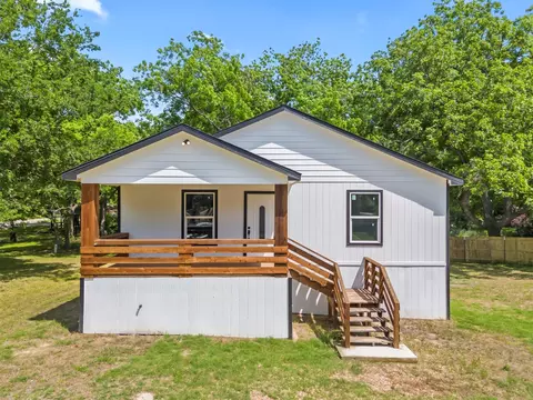 5602 Lake Granbury Trl, Granbury, TX 76048