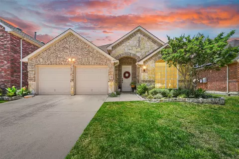 9117 Chardin Park Dr, Fort Worth, TX 76244
