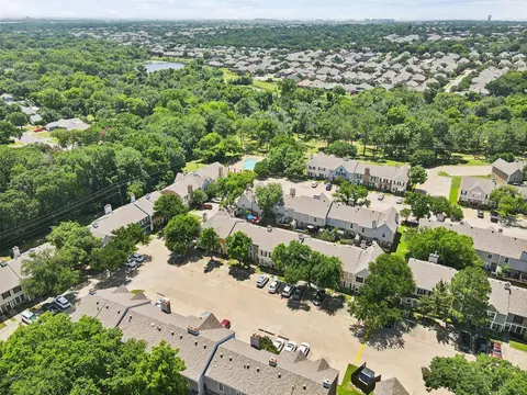 View/Area - 40 Abbey Rd, Euless, TX 76039 photo 4 of 5