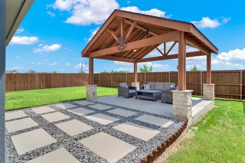 1015 Clydeview Rd, Forney, TX 75126 photo 4