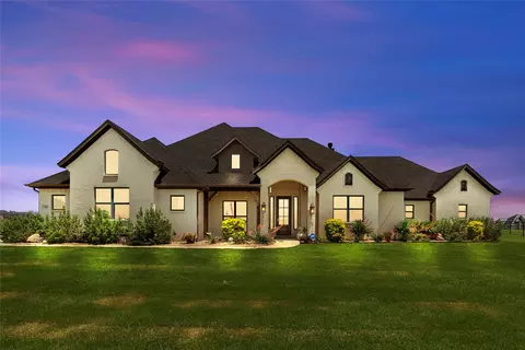 316 El Pescado Ct, Godley, TX 76044