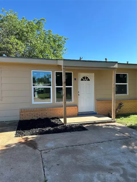 5458 Durango Dr, Abilene, TX 79605