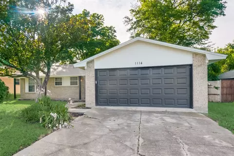 1114 Rockledge Dr, Garland, TX 75043