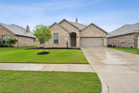 1409 Lakeview Dr, Pelican Bay, TX 76020