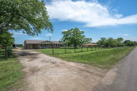 3349 Vz County Road 1110, Grand Saline, TX 75140