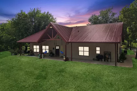 5209 Farmington Rd, Sherman, TX 75092