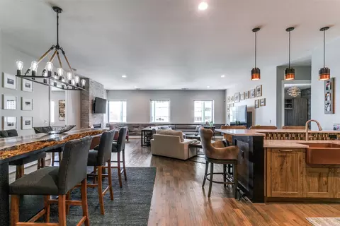 1505 Elm St #1604, Dallas, TX 75201