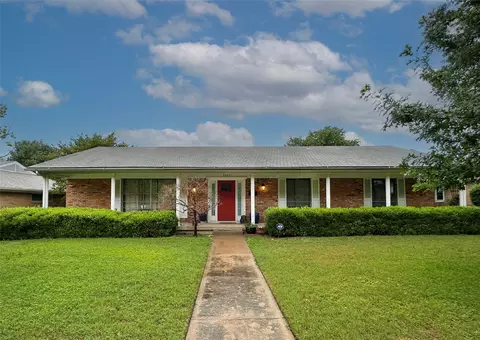 8325 Londonderry Ln, Dallas, TX 75228