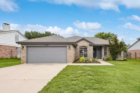 1216 Chapel Hill Dr, Mansfield, TX 76063