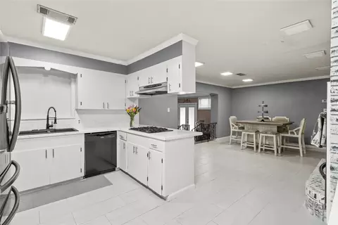 Kitchen - 101 Emerald Dr, Minden, LA 71055 photo 1 of 3
