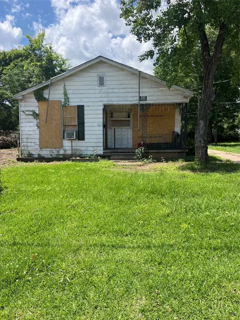 613 Mcdade St, Bossier City, LA 71112