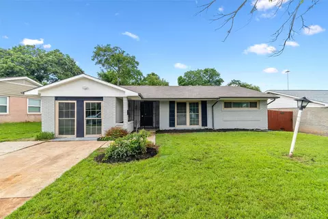 7318 Wilcox Dr, Dallas, TX 75232