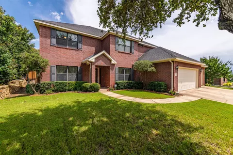 2688 Pinnacle Dr, Burleson, TX 76028