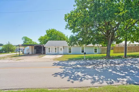 1695 Greenwood Cut Off Rd, Weatherford, TX 76088