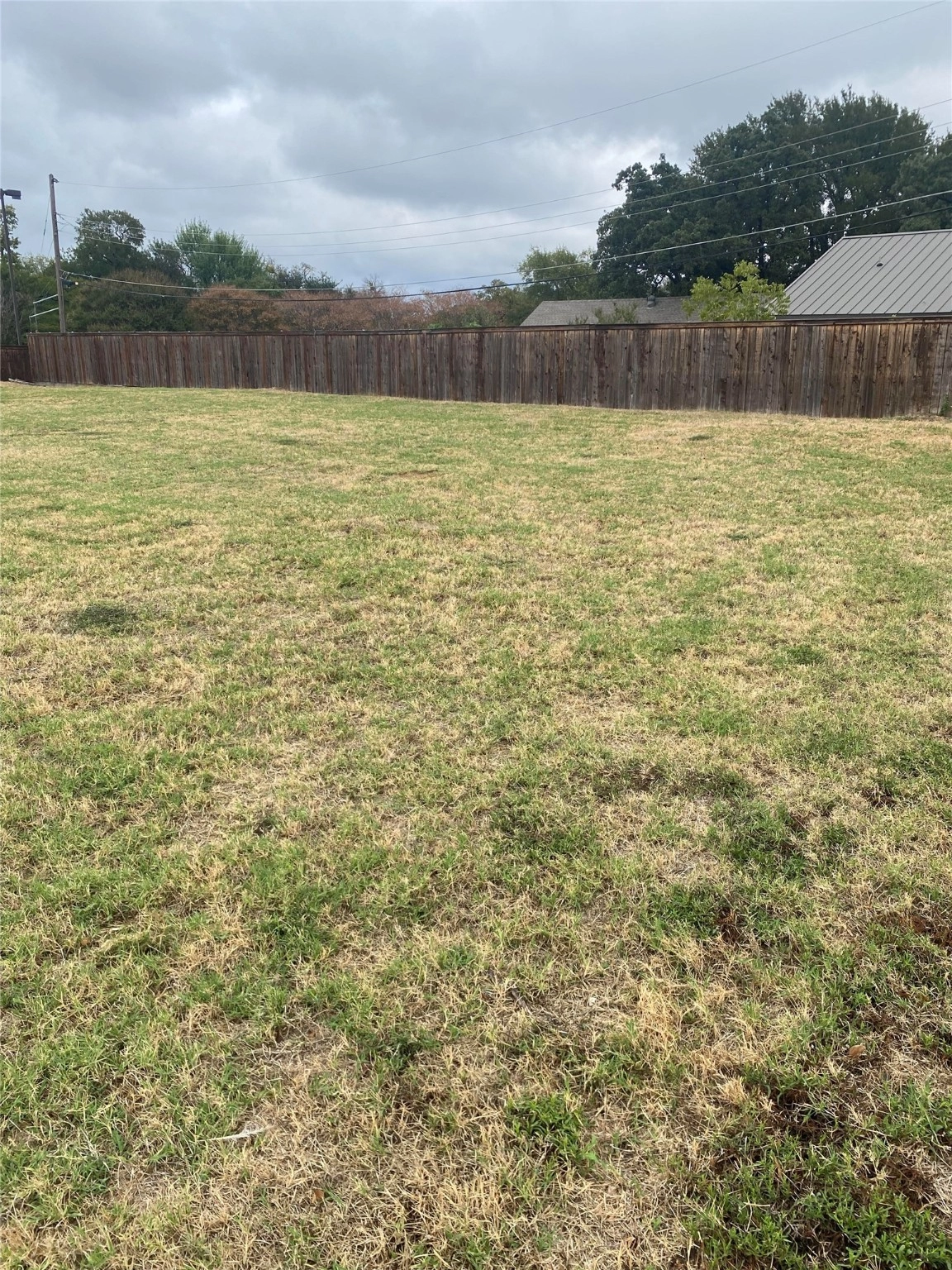 2313 W Green Oaks Blvd  