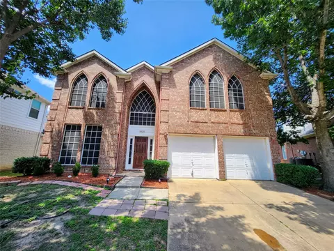 3825 Burr Oak Ct, Bedford, TX 76021