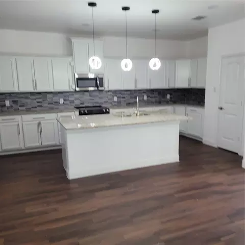 5917 Cedar Ln, Rowlett, TX 75089 photo 4