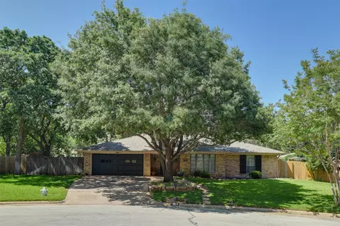 5719 Stage Line Ct, Arlington, TX 76017