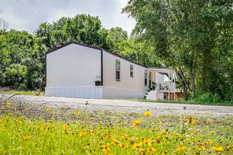 5803 Georgia Trl, Granbury, TX 76048