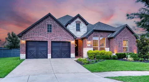 4700 Bonfire Way, Aubrey, TX 76227