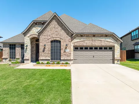 1562 Harrison Cir, Waxahachie, TX 75165