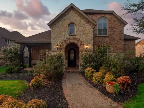 2320 King Arthur Blvd, Lewisville, TX 75056