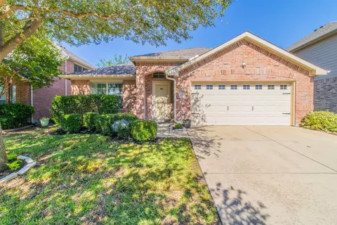 1232 Nighthawk Rd, Fort Worth, TX 76108