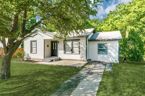 1231 Casa Vale Dr, Dallas, TX 75218