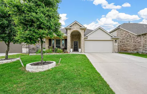 808 Maverick St, Anna, TX 75409