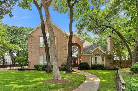 6405 Kenshire Ct, Colleyville, TX 76034