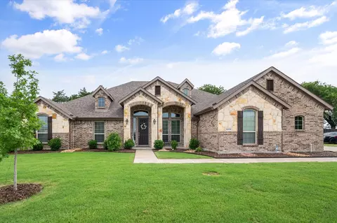 6213 Allison Dr, Midlothian, TX 76065