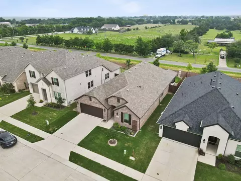 813 Mildren Ln, Rockwall, TX 75087