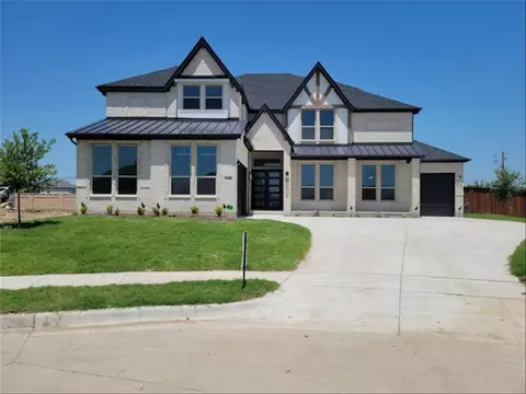 2528 Riverchase Way, Grand Prairie, TX 75054